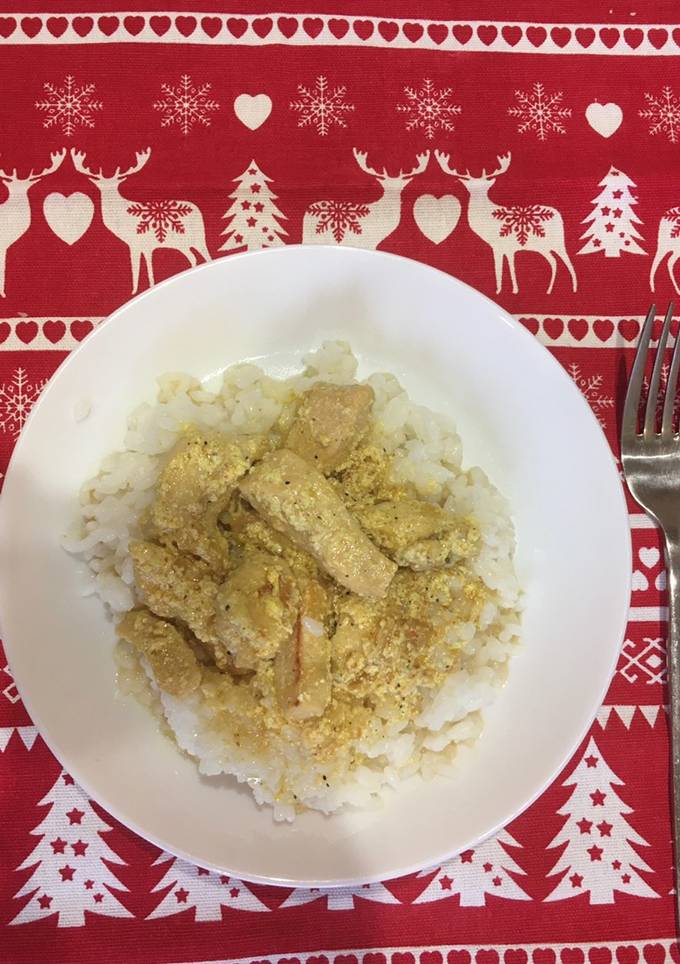 Куряче філе тушковане у вершках
