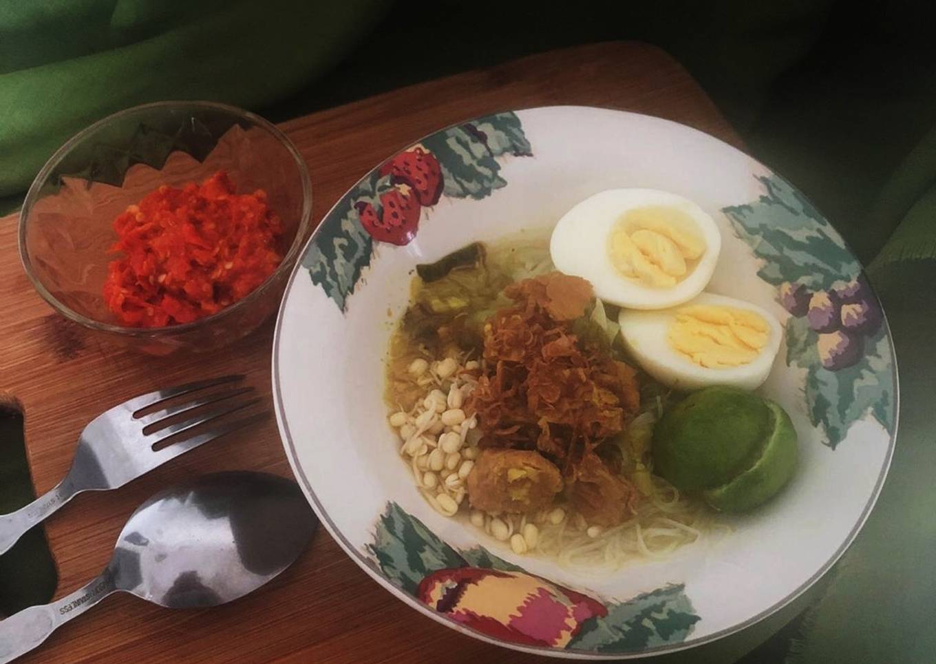 Soto Daging Kunyit