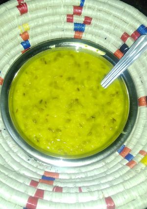 सादी खिचड़ी (Sadi khichdi recipe in hindi) रेसिपी मुख्य फोटो