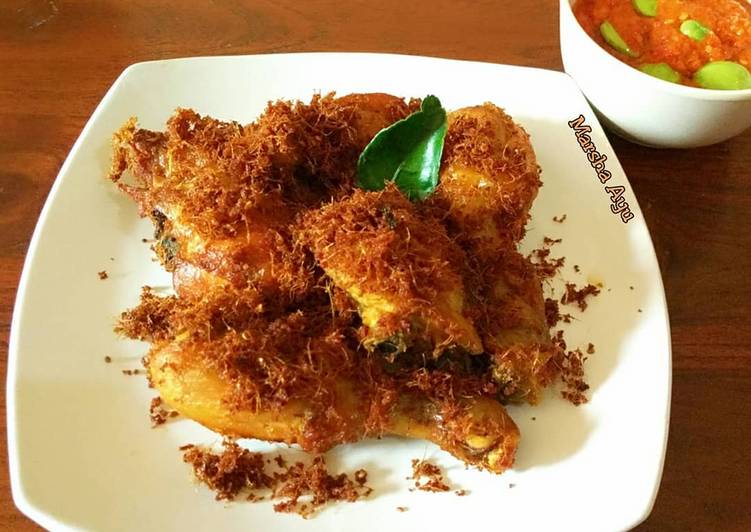 Ayam serundeng