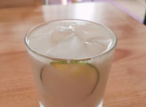 Hình của món Sữa chua lắc đá.