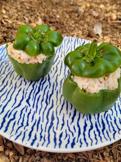 Una foto de Morrones rellenos!!