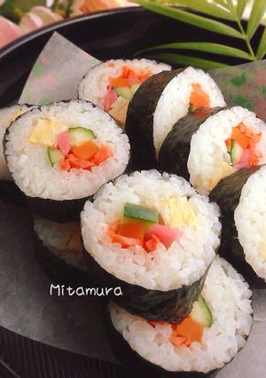 日式海苔壽司卷 的食譜成品照片