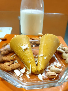 A picture of Dry fruit kulfi.
