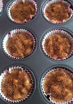 Una foto de Muffins de manzana y canela