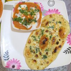 Butter Paneer Masala-Tawa Garlic Naan {BPN-Garlic Naan} A picture of Butter Paneer Masala-Tawa Garlic Naan {BPN-Garlic Naan}.