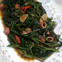 รูปของ Tumis kangkung cumi asin