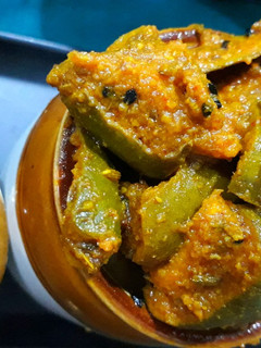 आम का अचार (Aam ka achar recipe in hindi) रेसिपी मुख्य फोटो