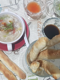 A picture of Bread sticks.