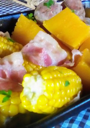 Una foto de Choclo en puchero al vapor 🌽╮⁠(⁠.⁠ ⁠❛⁠ ⁠ᴗ⁠ ⁠❛⁠.⁠)⁠╭💧🍗