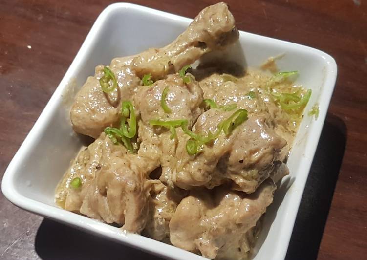 Simple Way to Prepare Super Quick Homemade Chicken White karahi