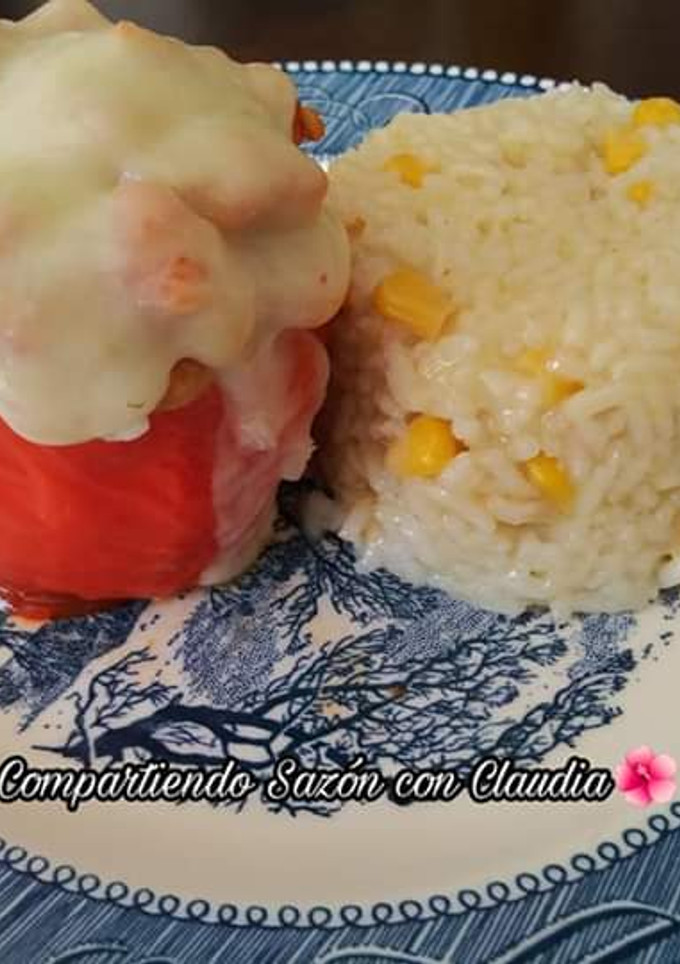 Una foto de Morrones rellenos🌹