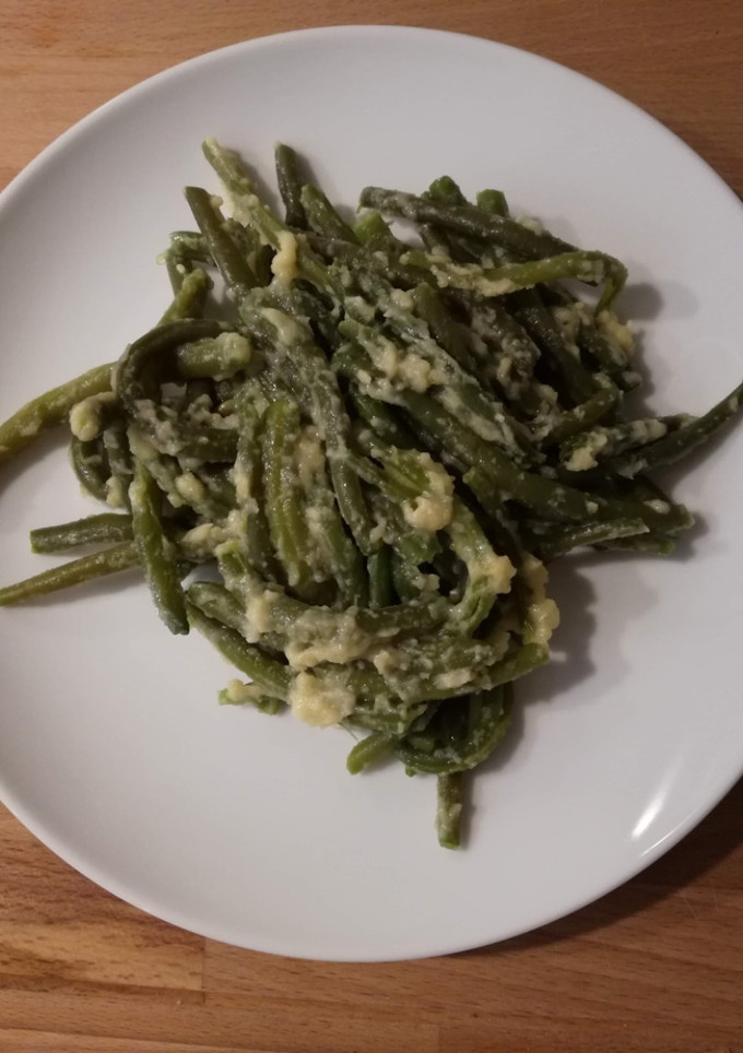 Una foto de Judías verdes en salsa blanca