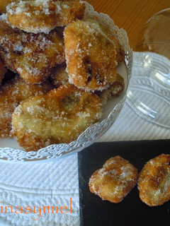 Una foto de Buñuelos de higos, Figues albardaes