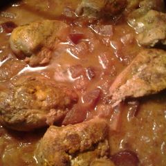 A picture of Morgh-va-Aloo (chicken with plums).