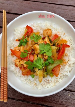 A picture of Prawn stir fry.