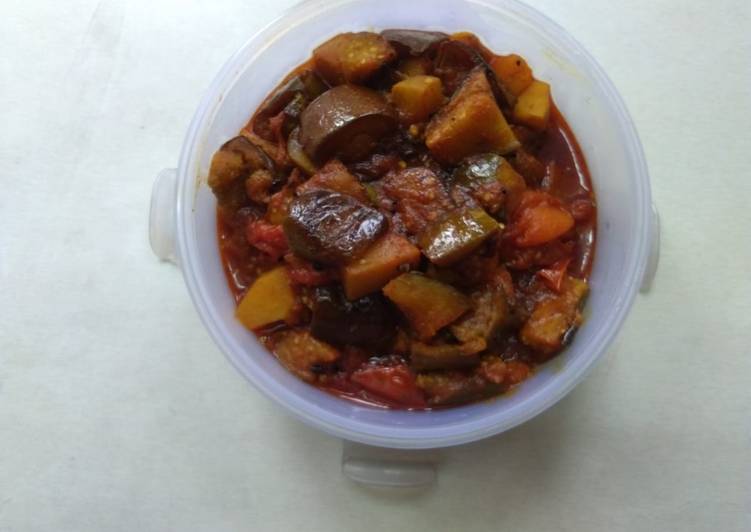 Recipe of Any-night-of-the-week Potato brinjal curry