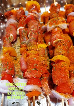 Une photo de Brochettes merguez saucisses de poulet au barbecue 😋 #juillet
