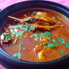 A picture of Seer fish head mango curry(vanjiram thalai maangaai kulambu).