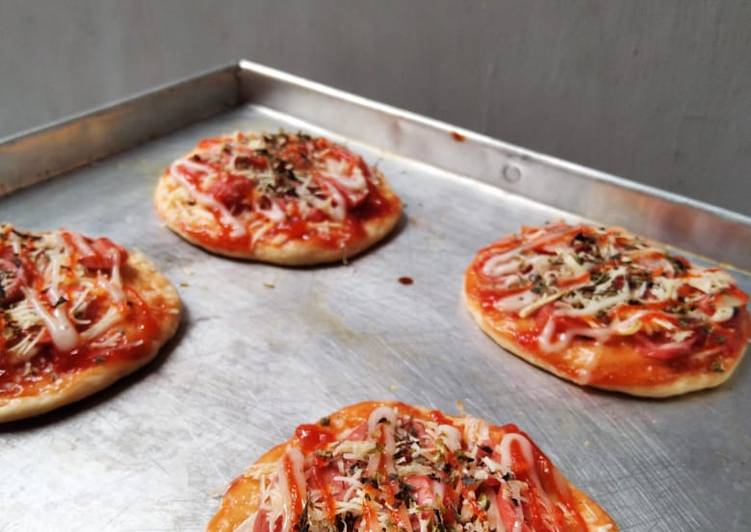 {Cara Memasak Pizza Mini yang Enak