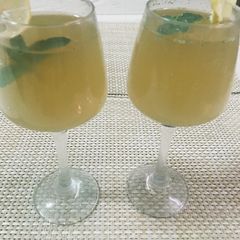A picture of Sugar cane juice.