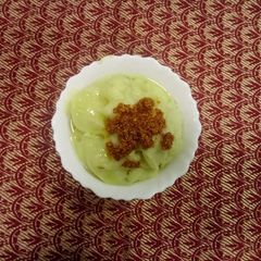 A picture of Gujarati khichu (microwave version).
