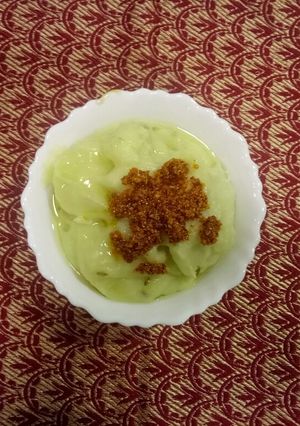 A picture of Gujarati khichu (microwave version).