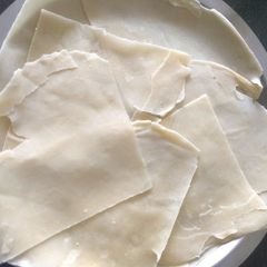 A picture of Spring roll sheets.