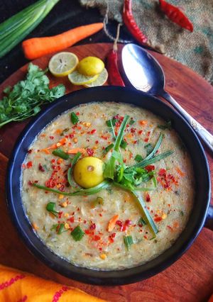 A picture of Soup e jo (cream of barley soup).