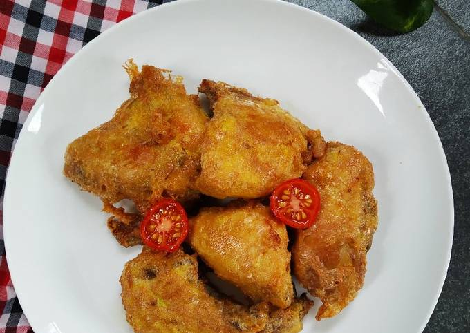 Ayam goreng telur