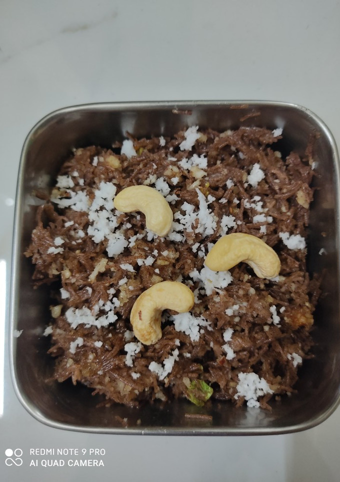ராகி சேமியா புட்டு (Ragi semiya puttu recipe in tamil) செய்முறை முக்கிய புகைப்படம்
