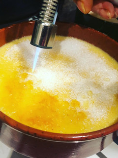 Una foto de Crema catalana