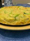 Frittata de calabacín y queso o pastel de calabacín relleno
