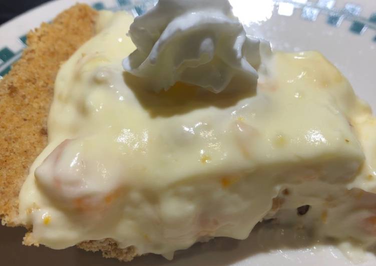 Banana Pudding Fruit Cup Pie 🥧 Banana Pudding Fruit Cup Pie 🥧