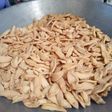 Kerupuk bawang gunting