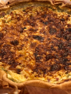 Una foto de Quiché de puerro y calabacín en Mambo