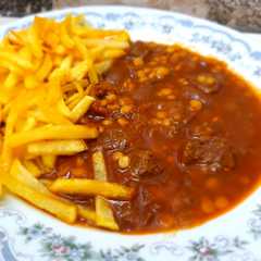 A picture of قیمه قیسی.
