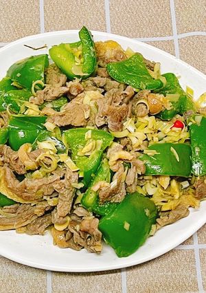 Hình của món Ngan xào xả ớt.