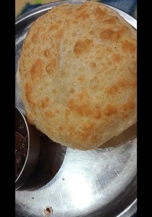 भटूरे (Bhature recipe in hindi) रेसिपी मुख्य फोटो
