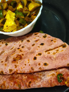 பன்ஜாபி பயாஸ் பரத்தா (Punjabi pyaz paratha recipe in tamil) செய்முறை முக்கிய புகைப்படம்