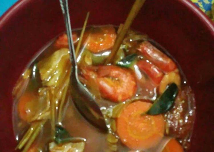 Bagaimana Membuat Tom Yam Seafood Lezat