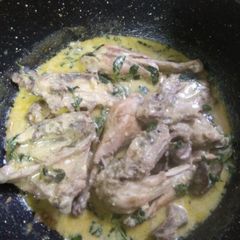 A picture of Minty Chicken.