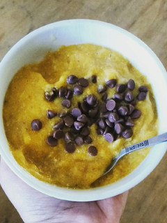 Una foto de Helado vegano de durazno y plátano