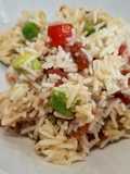 Ensalada de arroz con aguacate, tomate y anchoas