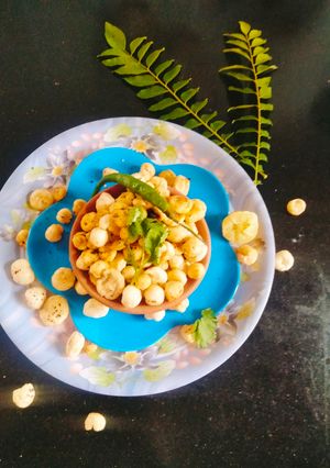 A picture of Masala makhana 😋 Dry Roast Makhana.