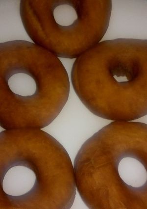 A picture of Lemon doughnuts.