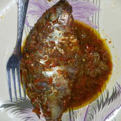 A picture of Steamed fish.