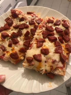 Una foto de Pizza de pan (Panini) Facilísima