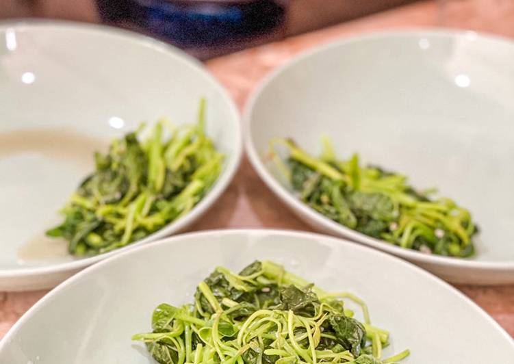 Bayam Tumis ala Holycow