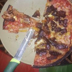 Easy Homemade Chicken Pizza A picture of Easy Homemade Chicken Pizza.